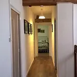 Дом отдыха 'la Maison Catalpa' French Farmhouse With Pool & Jaccuzi Saint-Privat-des-Pres