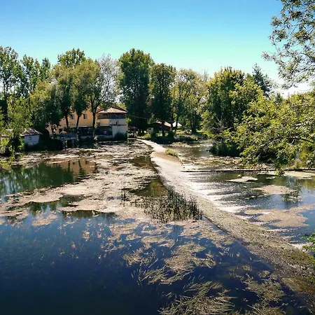 Feriehus 'la Maison Catalpa' French Farmhouse With Pool & Jaccuzi Saint-Privat-des-Prés
