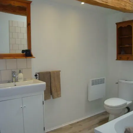 Feriehus 'la Maison Catalpa' French Farmhouse With Pool & Jaccuzi Saint-Privat-des-Prés