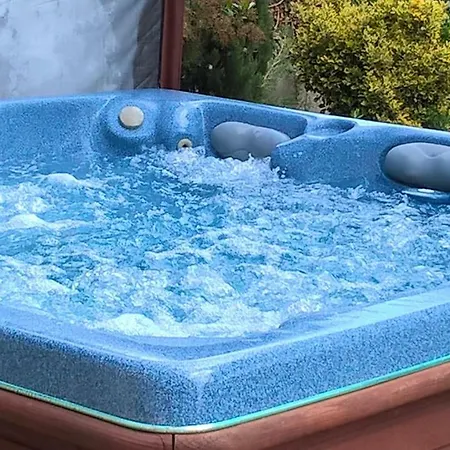 Feriehus 'la Maison Catalpa' French Farmhouse With Pool & Jaccuzi *